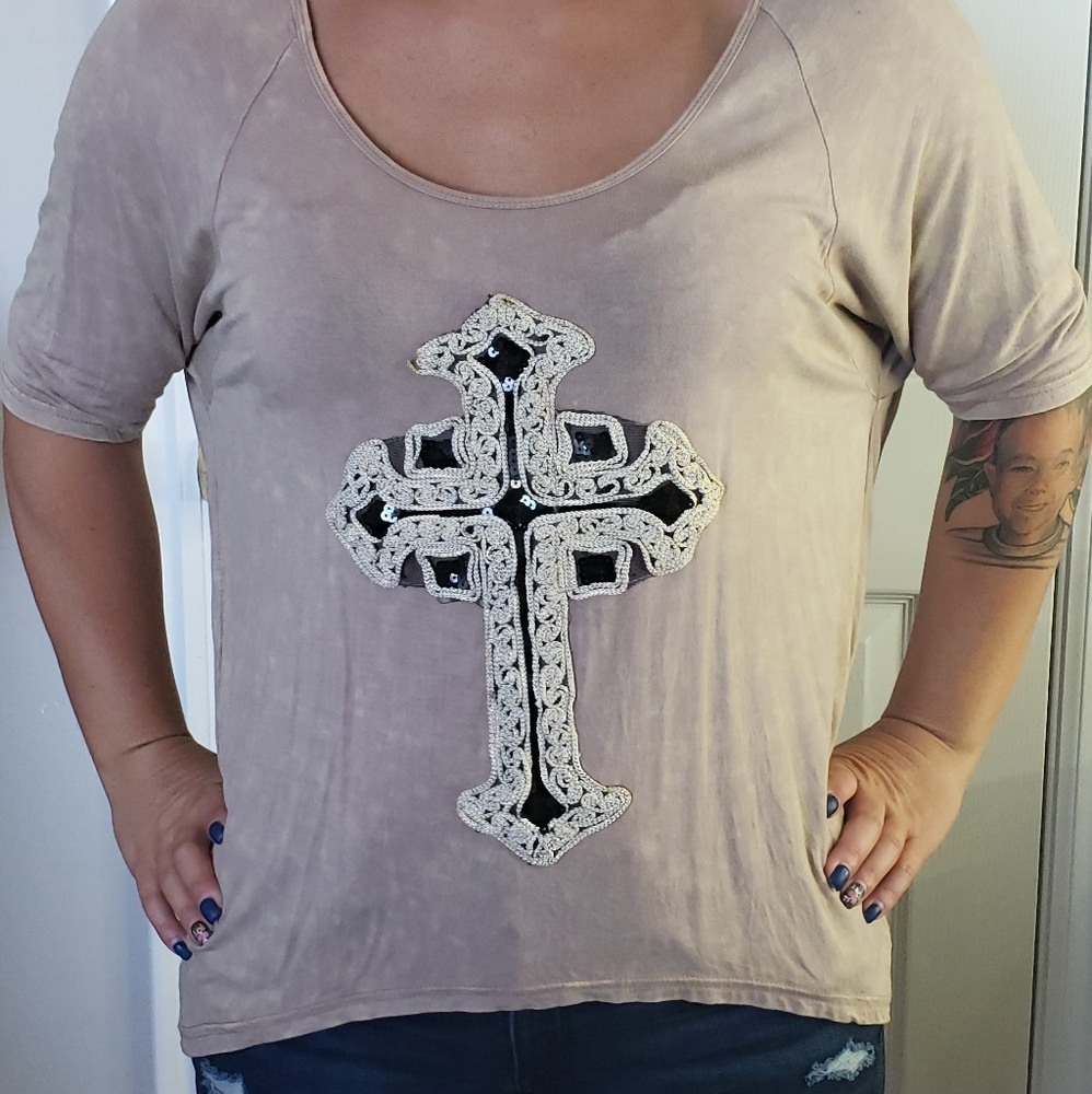 Shirt - Picture 2 of 2